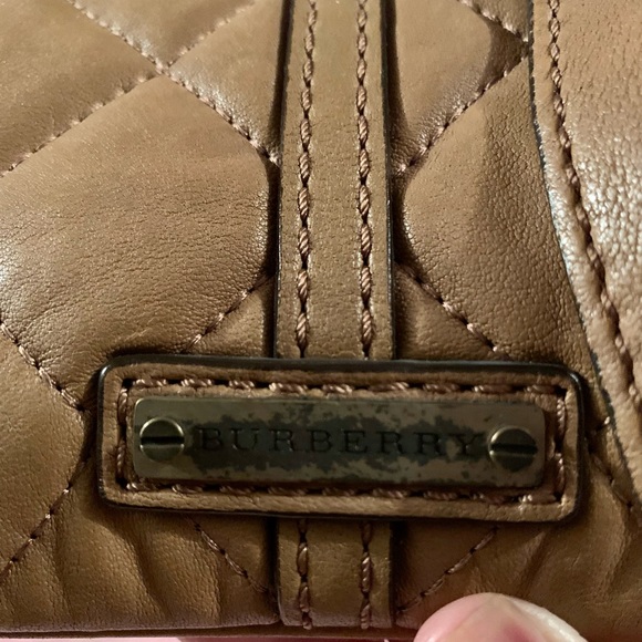 Burberry small sling bag - Picture 2 of 12
